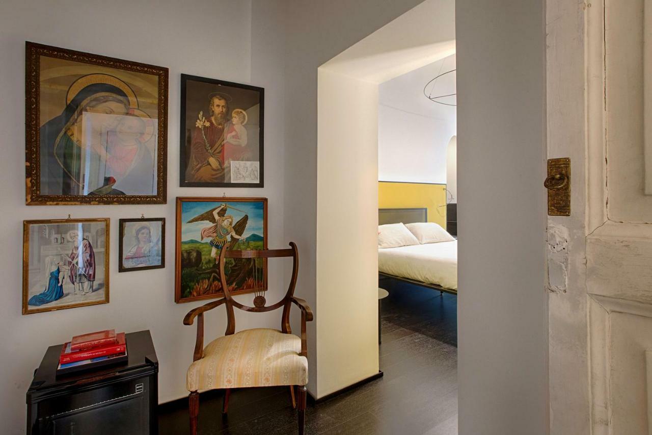 Tutt 'E Sant Luxury Rooms نابولي المظهر الخارجي الصورة